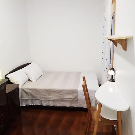 Apartament Sagrada Familia Bed & Breakfast Барселона Екстериор снимка