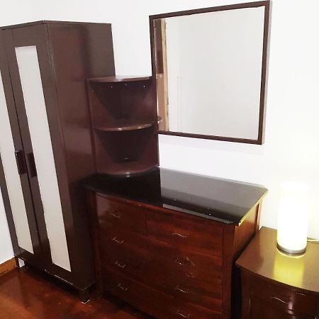 Apartament Sagrada Familia Bed & Breakfast Барселона Екстериор снимка